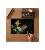 Dikenli Bitki - Renkli Kelebekler Tasarımı 240 parça Ahşap Puzzle Ahşap Kutuda MP06743