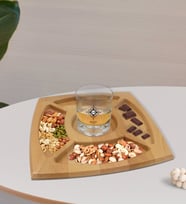 BK Gift Kişiye Özel İsimli Viski Bardağı ve Doğal Masif Ahşap 4 Bölmeli Sunum Tabağı Çerezlik Hediye Seti-26