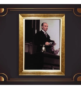 Özel Seri Paspartulu Çerçeveli Atatürk Tablo l618 (Gold)