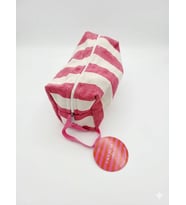 FaralyaLife Çizgili Fermuarlı Taşıma Kulplu Makyaj Çantası 20x20 cm %70 Pamuk %30 Polyester Kozmetik Kadın Makyaj Çantası