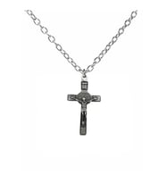 Hz. İsa Çarmıha Gerilme Figürlü Unisex Kolye – 60 cm Zincirli, Metal Dini ve Vintage Takı (Gümüş)