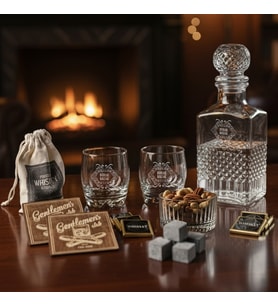 Babaya Hediye İsme Özel Viski Bardağı ve Şişesi Seti – Adora Berlin Bourbon