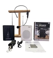 Brodu BTS-1383 Kablosuz Mikrofonlu Rehber Amfisi 3" Hoparlör Bluetooth Fm USB Tf Kart Destekli Öğretmen Amfisi (Siyah - Beyaz)