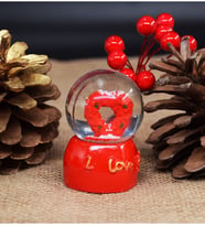 Işıklı Love Kar Küresi