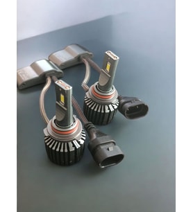 HB4-9006 VRPRO SİLVER ŞİMŞEK ETKİLİ  LED ZENON BEYAZ IŞIK 18000LÜMEN 65W GARANTİLİ ÜRÜN 12-24V
