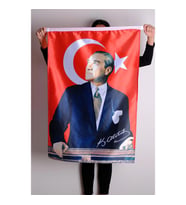 Atatürk Baskılı Türk Bayrağı Raşel Kumaş Dijital Baskı (Çok Renkli)
