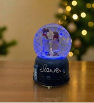 Yılbaşı Noel Kar Küresi Christmas Işıklı, Müzikli ve Kar Motorlu Mega Boy Kar Küresi