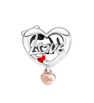 Mom ve Love Yazılı Kalp Charm