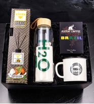 Bambu Kapaklı Cam Matara & Siyah Renk Detaylı Vintage Kupa & Alerya Brazil Filtre Kahve & Bambu Çubuklu Oda Kokusu Hediye Seti