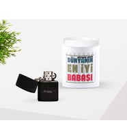 BK Gift Kişiye Özel Babalar Günü Hediyesi Dünyanın En İyi Babası Tasarımlı Seramik Kül Tablası ve Benzinli Çakmak Seti-1 (Model 1)