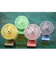 Mini Masa Fanı 16 x 11 cm  Şarjlı 5 Pervaneli Metal Ayaklı Taşınabilir Serinletici Vantilatör (Pembe)