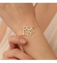 925 Ayar Gümüş Gül Desenli Bileklik (Gold)