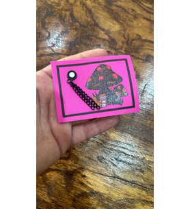 PEMBE ZİNCİRLİ MANTAR ARMA DİKİŞ APLİKE  8X6 CM