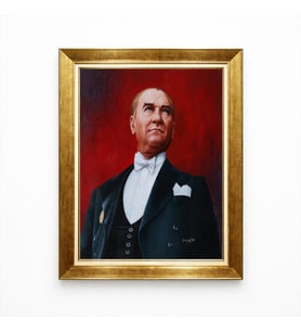 Tablore Mustafa Kemal Atatürk Kanvas Tablo - Fraklı Portre Kırmızı Arkaplan