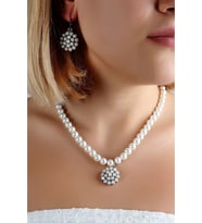 Özel Tasarımlı İnci ve Zirkon Taşlı Kolye Küpe Takı Set