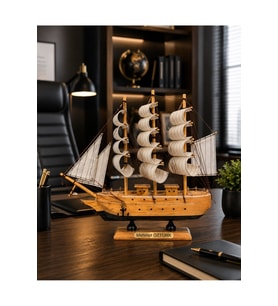 İsime Kişiye Özel Dekoratif Premium Ahşap El Yapımı Yelkenli Gemi Maketi 30 x 30CM Biblo Hediye 530F