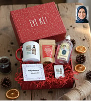 Kişiye Özel Karikatürlü Best Mom Ever Anneye Hediye Hediye Kutusu - Kişiye Özel Kupa Standart, Traş Kolonyası, Çakmak, Filtre Kahve Anneler Günü Hediyesi