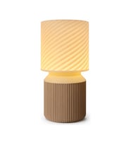 Modern Minimalist Masa Lambası Dekoratif Gece Lambası Sert Plastik Gövde Şık Tasarım