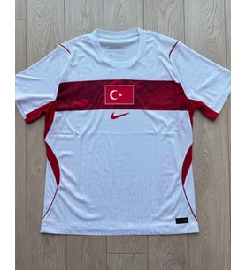 Türkiye 2026 Dünya Kupası Deplasman İthal Kalite Profesyonel Maç Forması