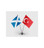 İskoçya ve Türkiye Bayrağı İkili Saten Masa Bayrağı Takımı