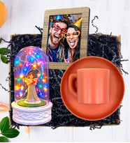 Size Özel Fotoğraflı Hediye Seti Turuncu Kahve Fincanı ve Renkli Led Işıklı Fanus (Model 7)