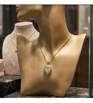 Alya Anka Kuşu İsimli Hediyelik Kolye – Uzak Şehir Modeli