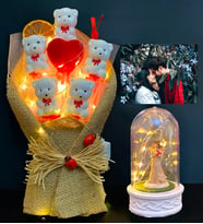 Led Işıklı Tatlı Ayıcıklar Buketi ve Led Işıklı Şans Melekli Fanus Aranjmanı