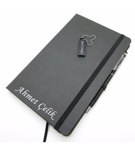 Wings SG157 İsme Özel Siyah Defter + 16GB Usb Bellek + Touch Kalem Set  Hepsi İsme Özel