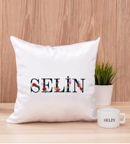 Kişiye Özel Çiçek Harf Tasarım İsim Yazılı Kare Yastık ve Fincan