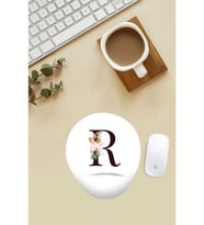 Çiçekli R Harfi Desenli Bilek Destekli Mouse Pad