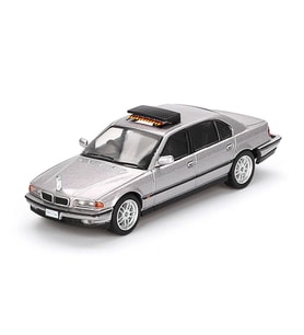 Mini GT 1/64 BMW 750IL "Tomorrow Never Dies" Blister Paket