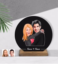 BK Gift Kişiye Özel Sevgililer Karikatürlü Yuvarlak Ahşap Biblo-88