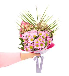 ÇİFT RENK BUKET SARGIDA PEMBE PAPATYA