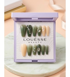 Louésse Olive Glow Takma Tırnak 12’li Yeşil Ombre Taş Detaylı Nude Elegant Nail