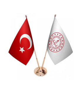Masa Üstü Milli Eğitim Bakanlığı Bayrağı Türk Bayrağı İkili Pirinç Direk Masa Bayrak Seti