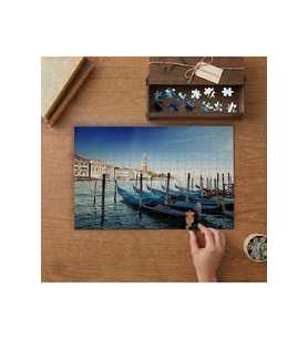 Venedikte Gondollar Tasarımı 240 parça Ahşap Puzzle Ahşap Kutuda MP09039