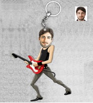Kişiye Özel Gitarist Erkek Ahşap Anahtarlık-1