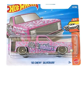Hot Wheels 83 Chevy Silverado Pembe