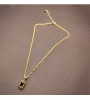 Şıklığı ve Gizemi Bir Arada: Ametist Model Gold Renk 316L Antialerjik Şık Çelik Kadın Kolye