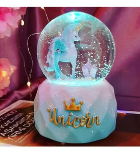 Kar Küresi Unicorn Figürlü
