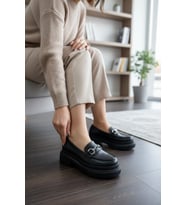 Enoch Kadın Ekru Kristal Taşlı Gold Tokalı Tırtıklı Chunky Taban Loafer