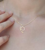 Kişiye Özel 925 Ayar Gümüş Barbie Kolye (Gold)