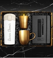 Kişiye Özel Beyaz Çelik Termos & Kişiye Özel Defter & Deri Kılıflı Touch Pen Kalem & Gold Kupa & Gold Mum Hediye Seti