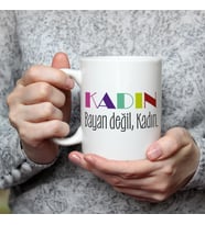 Kadın Bayan Değil Baskılı Kadınlar Günü Beyaz Kupa