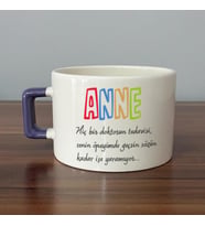 Anne Hiç Bir Doktorun Tedavisi  Baskılı Mor Kulplu C Fincan