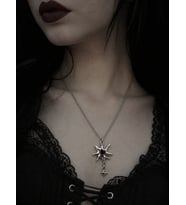 Gotik Güneş Form Kırmızı Detaylı Unisex Kolye 60 cm Metal Zincir