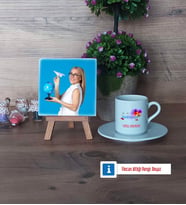 Estetisyen Fotoğraflı Dekoratif Taş, Ahşap Altlıklı Türk Kahvesi Fincanı Hediye (Model 2)