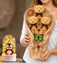 Kahve Peluş Ayıcıklı Buket ve Led Işıklı Penguenli Fanus Hediye Seti