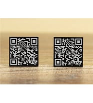 QR Kodlu Gizli Mesajlı Kare Kol Düğmesi