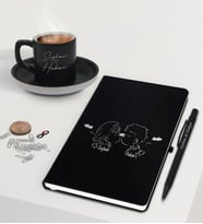 BK Gift Sevgililere Özel İsimli Siyah Defter Kalem ve Türk Kahvesi Fincanı Hediye Seti-3,  Sevgiliye Hediye, Sevgililer Günü, Yeni İş Hediyesi